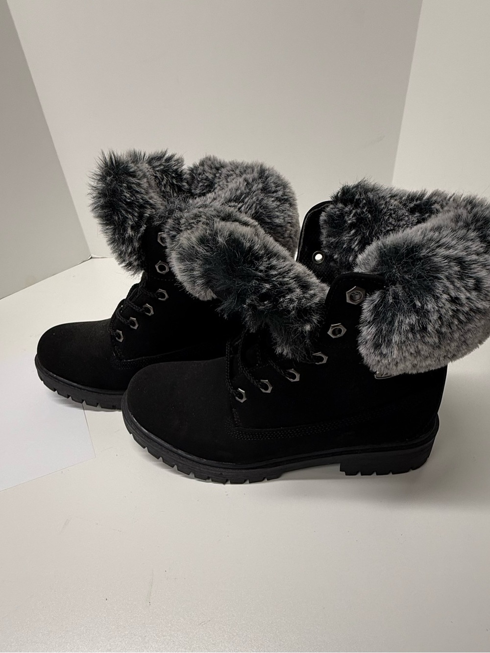 Lugz Faux-Fur Trim Black Winter Boots for Women - Picture 2 of 6
